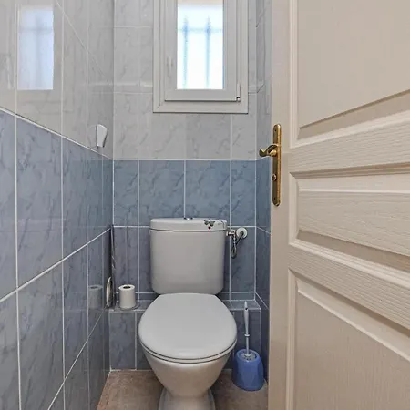 Holiday home Lovely In Raphael *